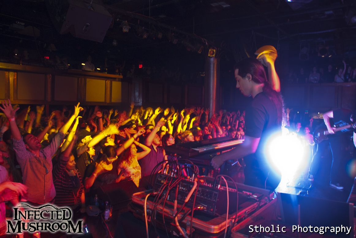 Boston - Paradise rock CLub - 2011 - Infected Mushroom